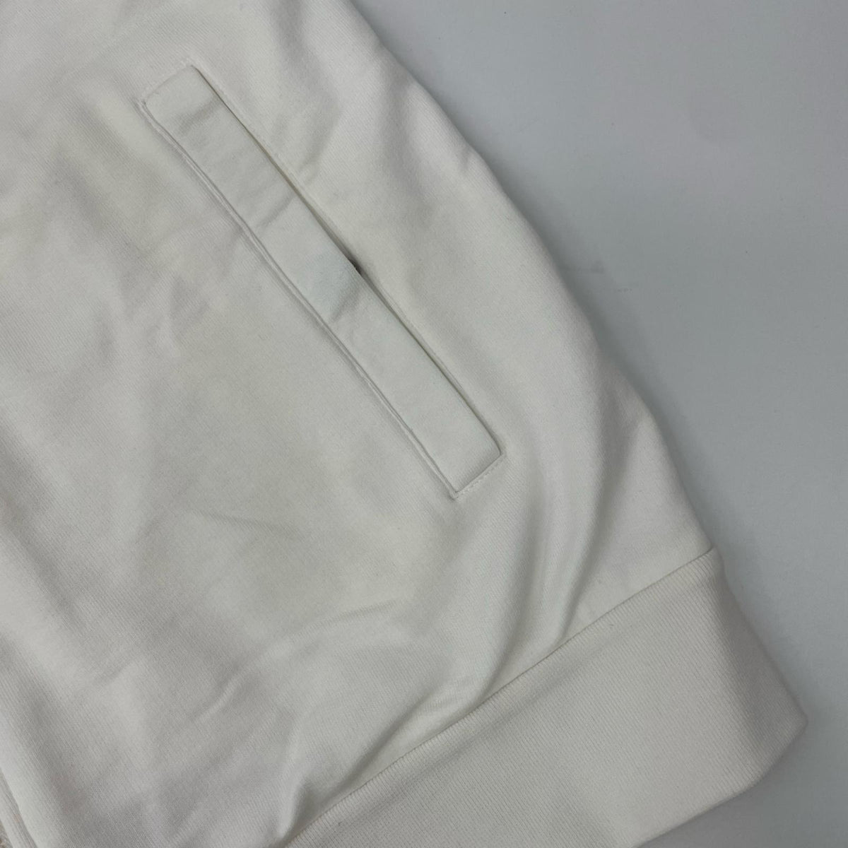 MONCLER モンクレール 20年製 ホワイト MAGLIA CARDIGAN C/CAPPUCCIO エンボスロゴ フーデットジップアップパーカ トップス
