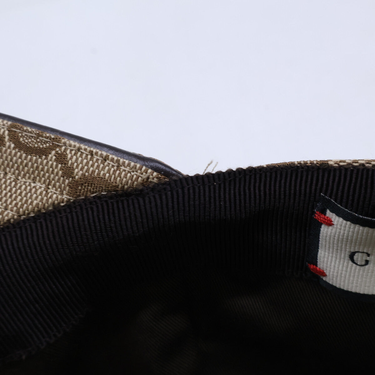 GUCCI グッチ 【美品】200035 GGキャンバス シェリーライン キャップ 帽子