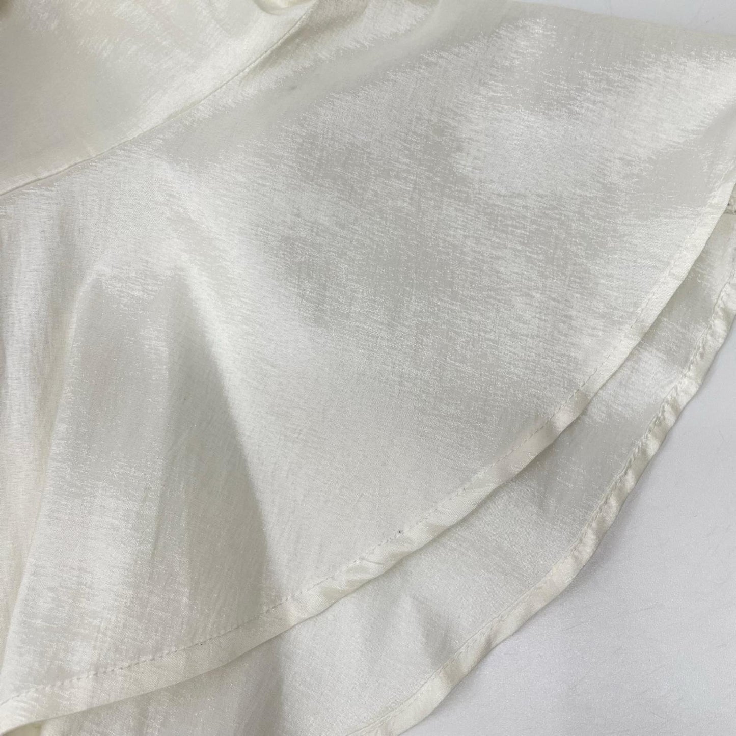 Bibiy ビビィ ホワイト ナイロン混 FRILL BLOUSE/フリルブラウス トップス