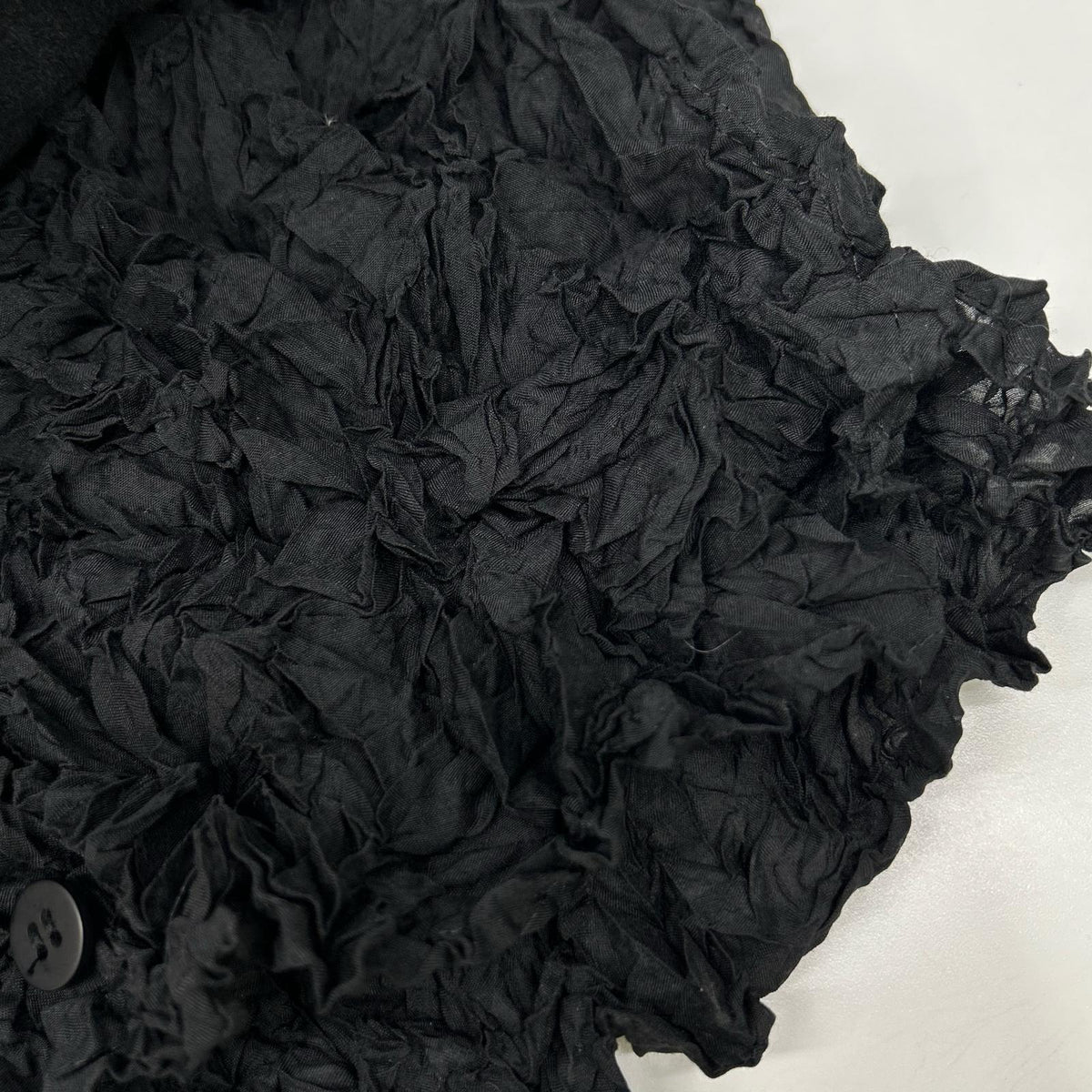 MeISSEYMIYAKE ミーイッセイミヤケ MI32FO402 ブラック MERINGUE TOP/メレンゲ トップ ボタン カーディガン トップス