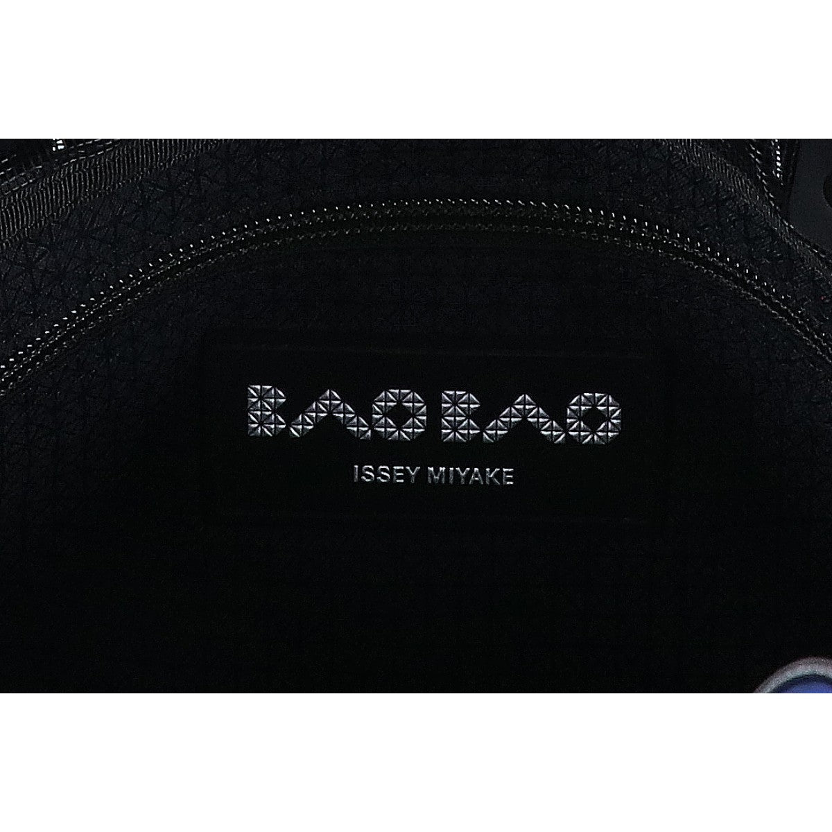 BAOBAO ISSEYMIYAKE バオバオイッセイミヤケ 【美品】25AW BB53AG141 PLATINUM プラチナム トートバッグ