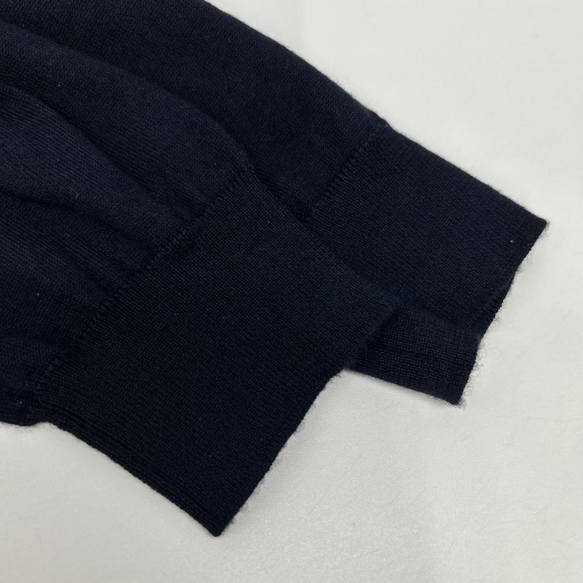 Christian Dior クリスチャンディオール 114T25AM105 ネイビー カシミヤ×シルク Bee刺繍 セーラーカラー ハーフボタンニットプルオーバー トップス