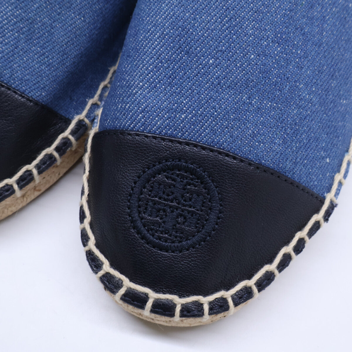 Tory Burch トリーバーチ 【新品同様】刺繍ロゴ デニムxレザー エスパドリーユ シューズ シューズ