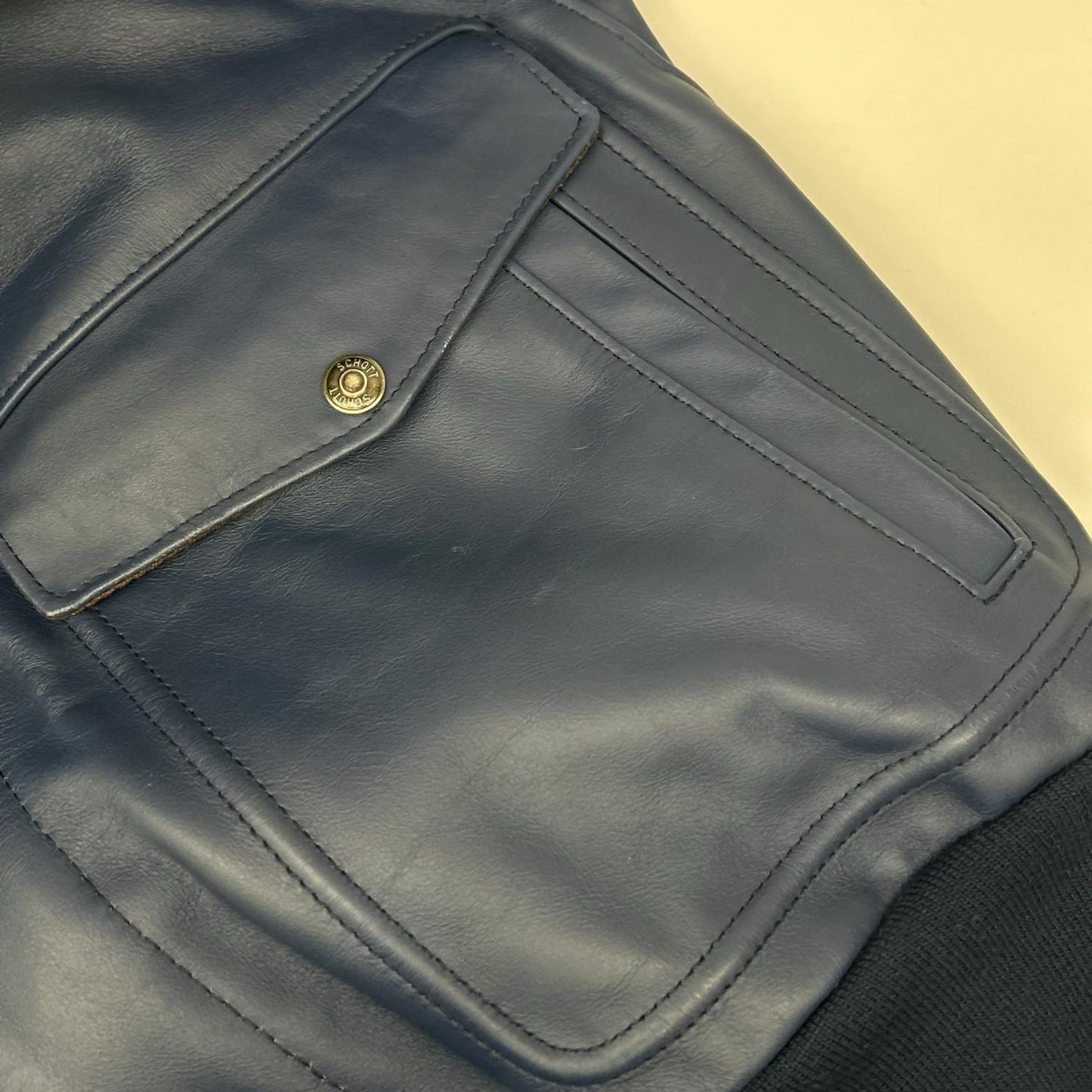 schott ショット ×NISUS HOTEL 7010 174US ネイビー×ダークブラウン オイルドカウハイド ボアカラー G-1 ボンバージャケット ジャケット