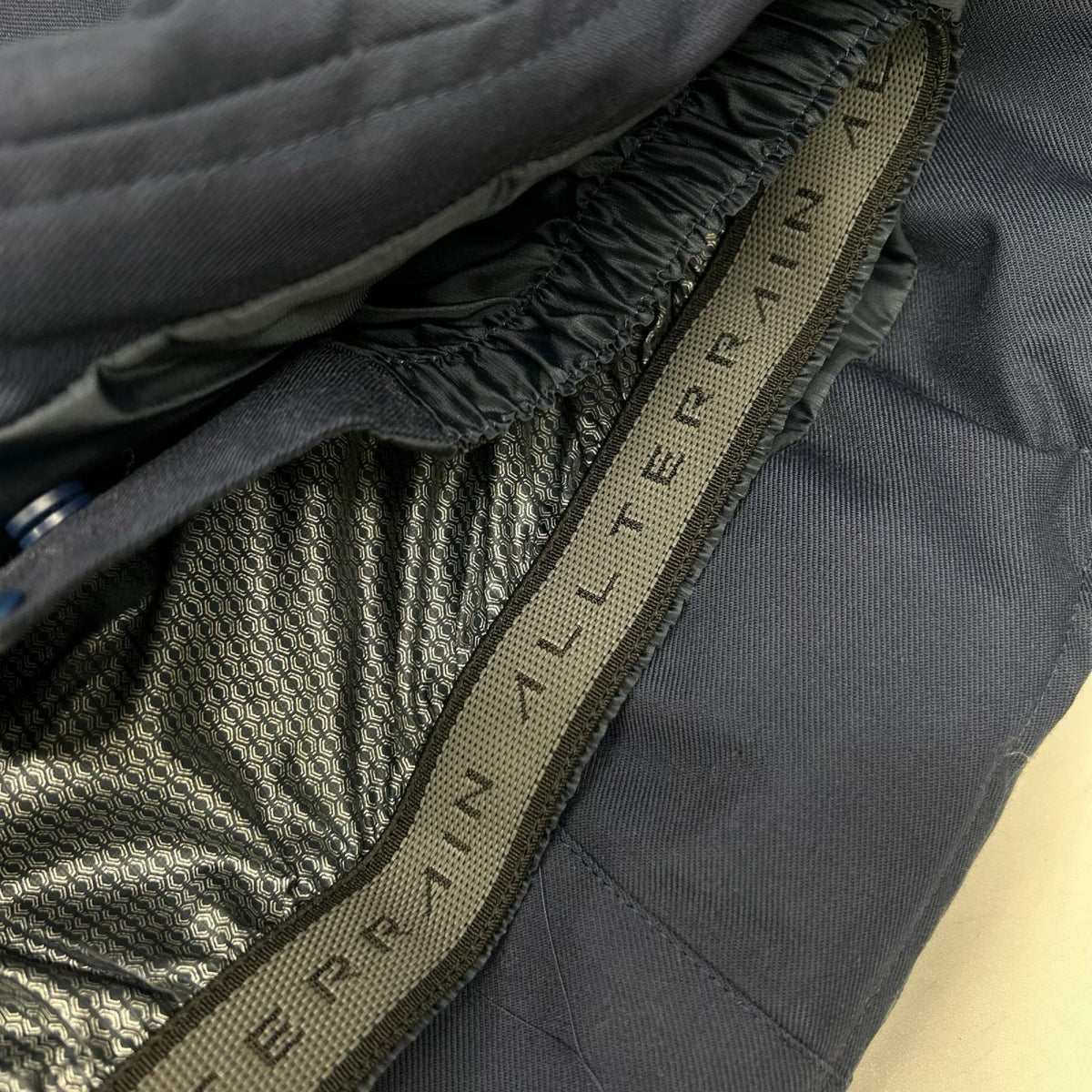 DESCENTE デサント 【水沢ダウン×EDIFICE別注】DOR-G9115 ネイビー オルテライン マウンテニア フーデッドダウンジャケット コート