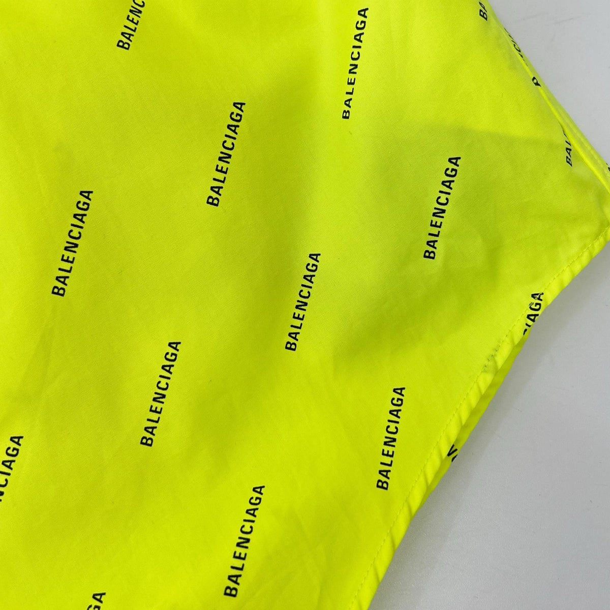 BALENCIAGA バレンシアガ 20年 ネオンイエロー コットン ロゴプリント シャツ トップス