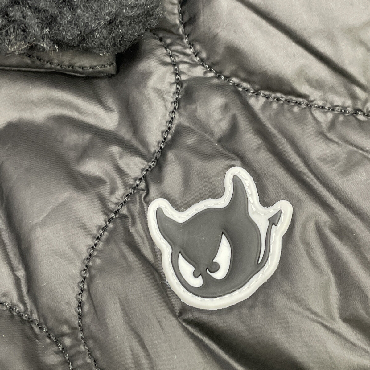 WAAC ワック 【美品】WWVAW23701 ボアカラー付 中綿入り キルティング ベスト 2