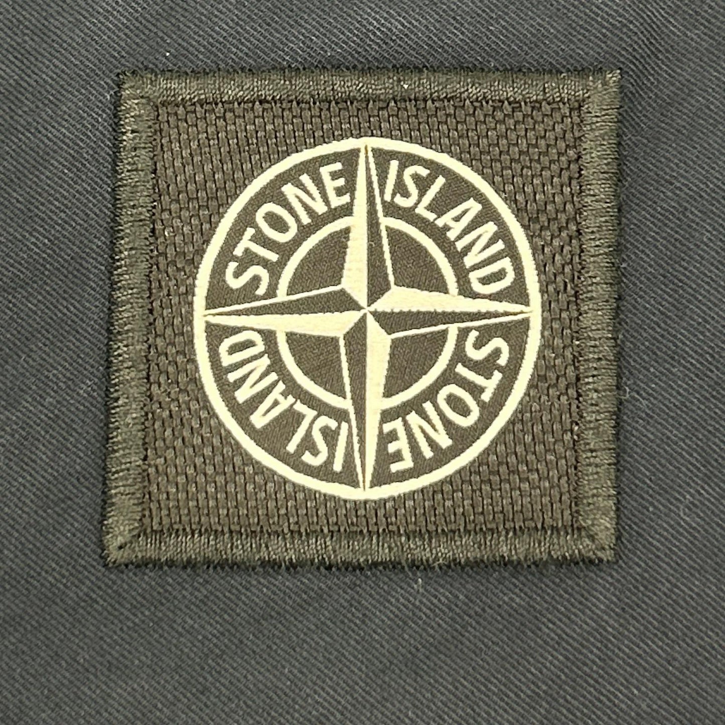 STONE ISLAND ストーンアイランド 22SS Bermuda Shorts バミューダ―ショーツ ボトムス