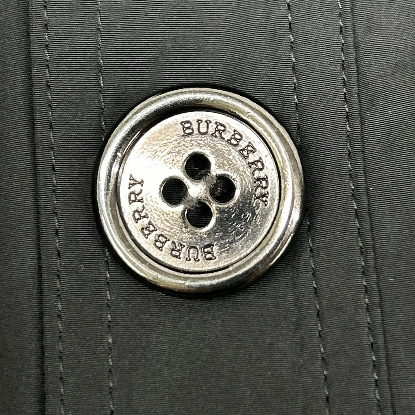 BURBERRY バーバリー ブラック 一部チェック ナイロン ハーフトレンチコート コート
