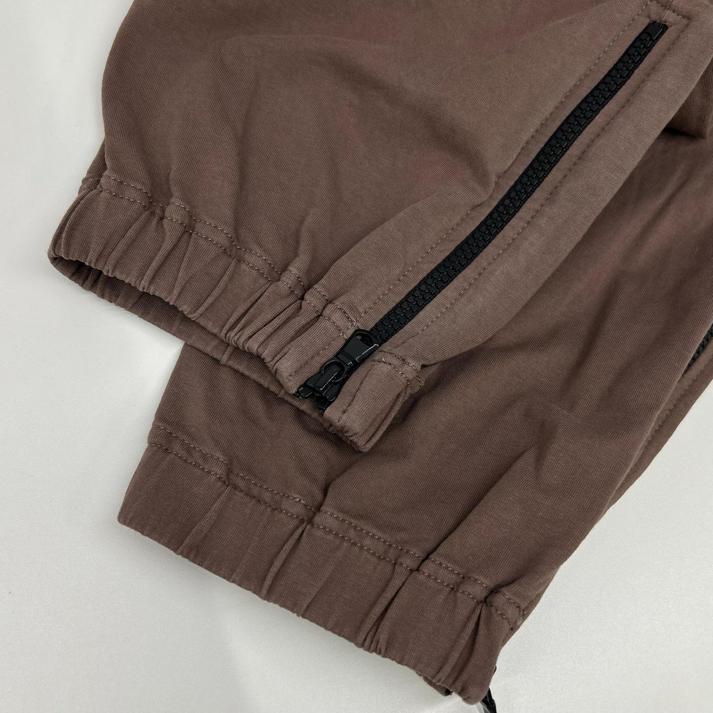 BRUNELLO CUCINELLI ブルネロクチネリ ブラウン 23年 スウェット カーゴパンツ MH827BD999 ボトムス
