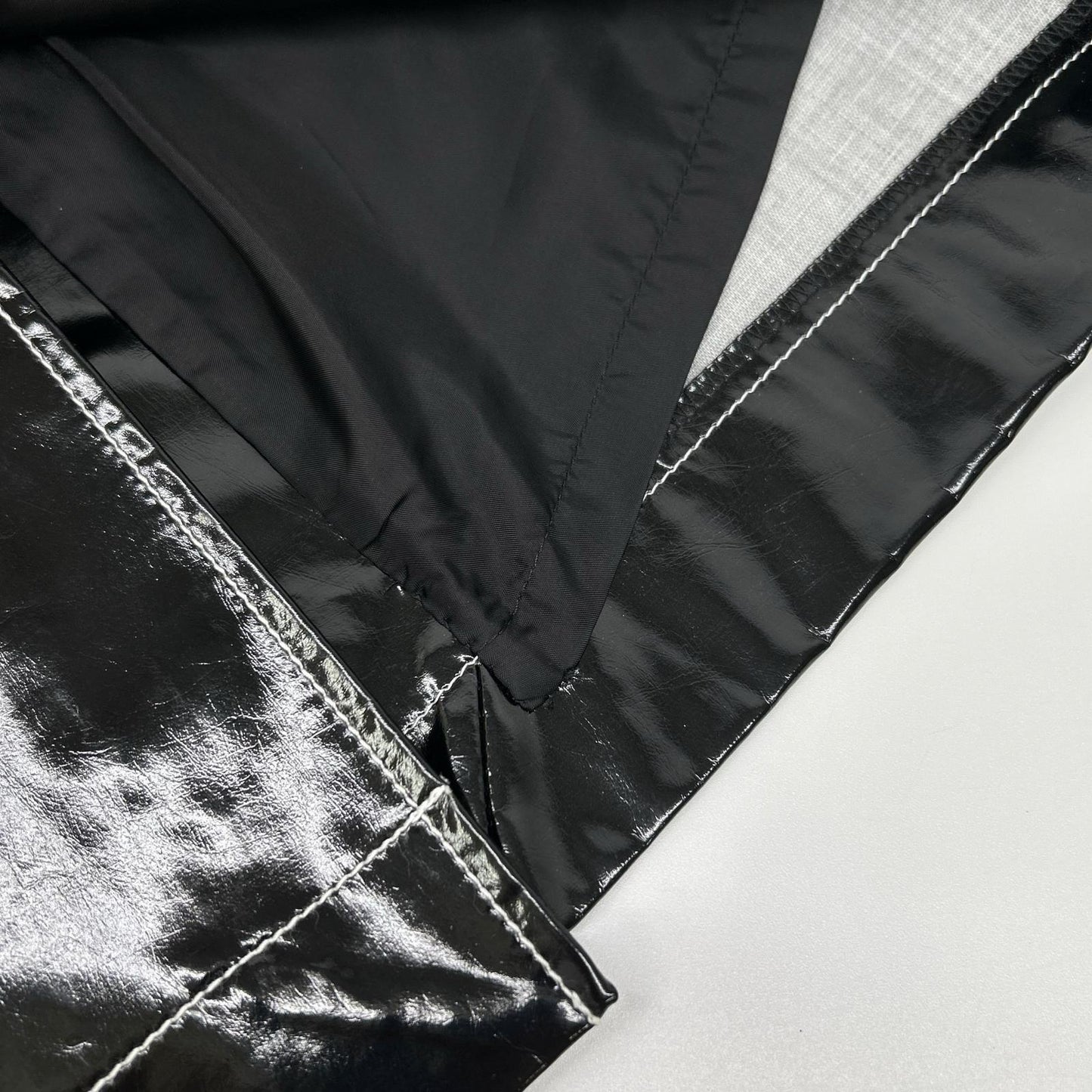 REJINA PYO black patent leather white-stitch slit skirt skirt