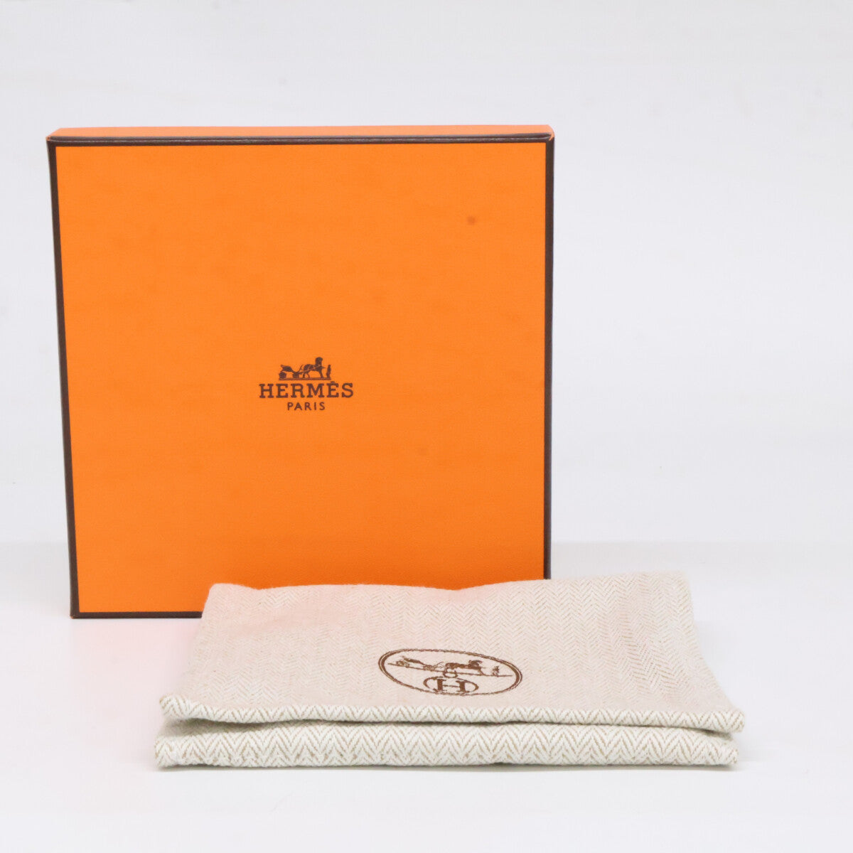 HERMES エルメス 新品同様 バッファローホーン H EQUIPE Hロゴ ペンダント ネックレス