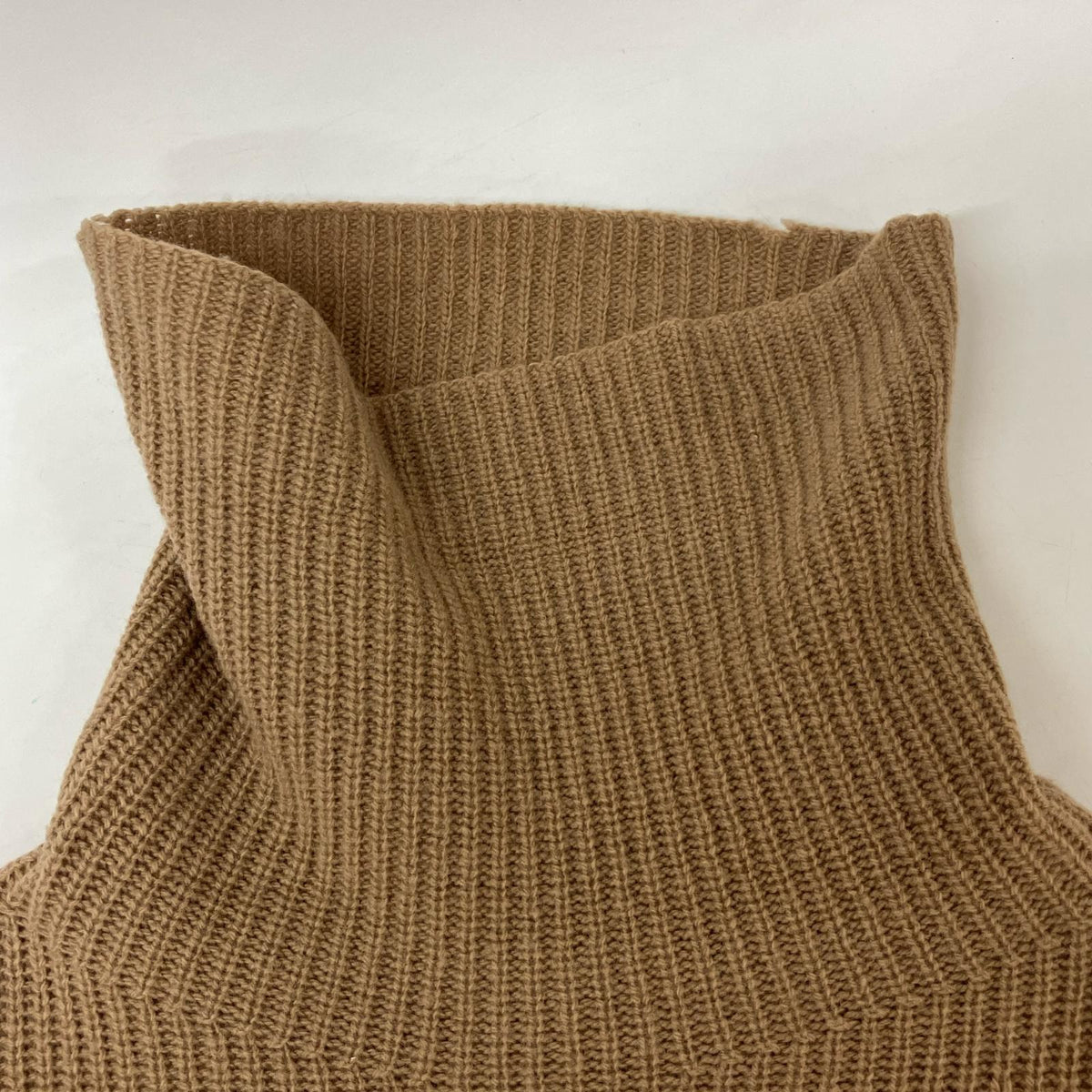 EMPORIOARMANI エンポリオアルマーニ 6Z1MV7 Brown 100% Wool High-Neck Knit Top