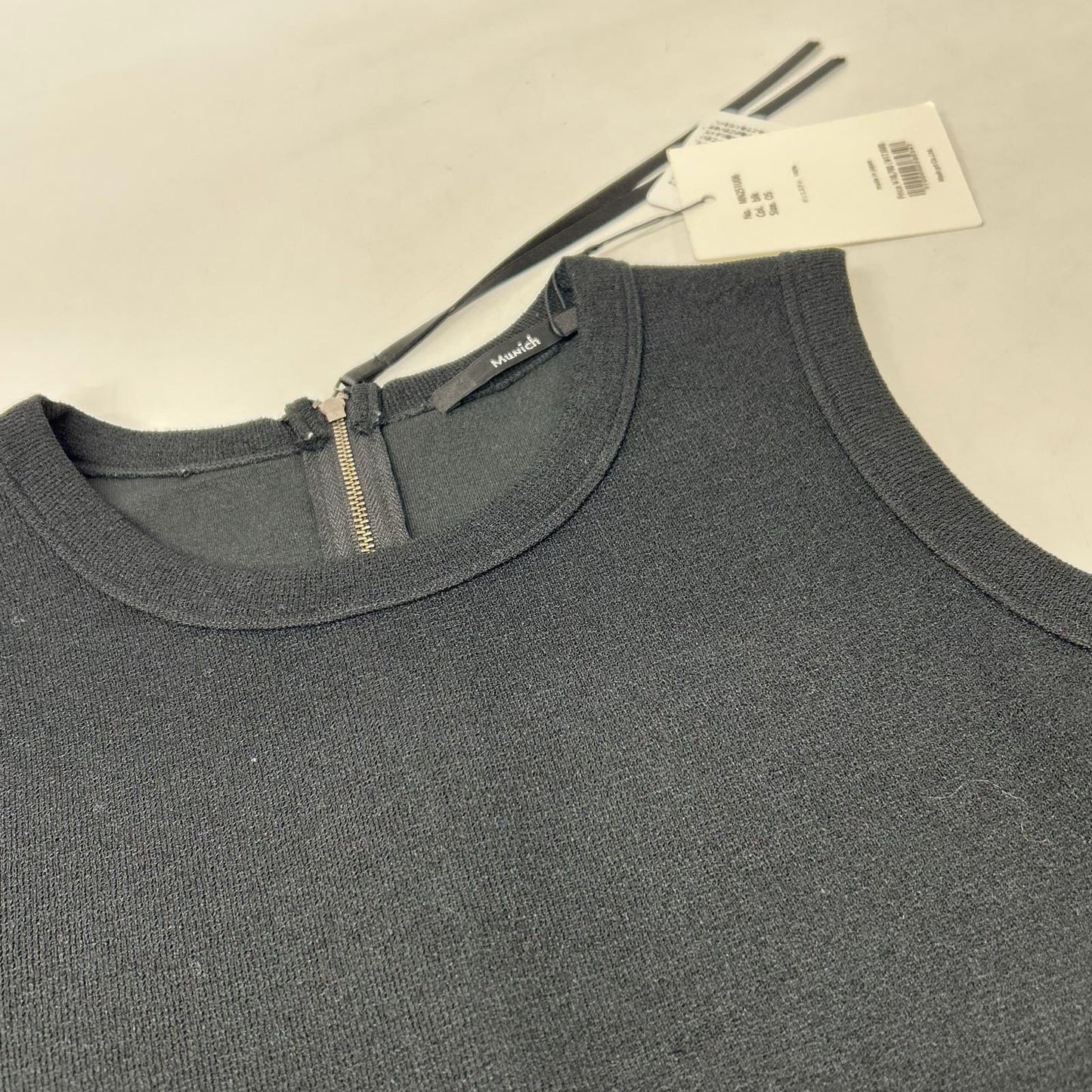 Munich ミューニック 25SS ﾌﾞﾗｯｸ ﾀﾞﾌﾞﾙﾌｪｲｽｼﾞｬｰｼﾞﾏｷｼﾜﾝﾋﾟｰｽ ワンピース OS
