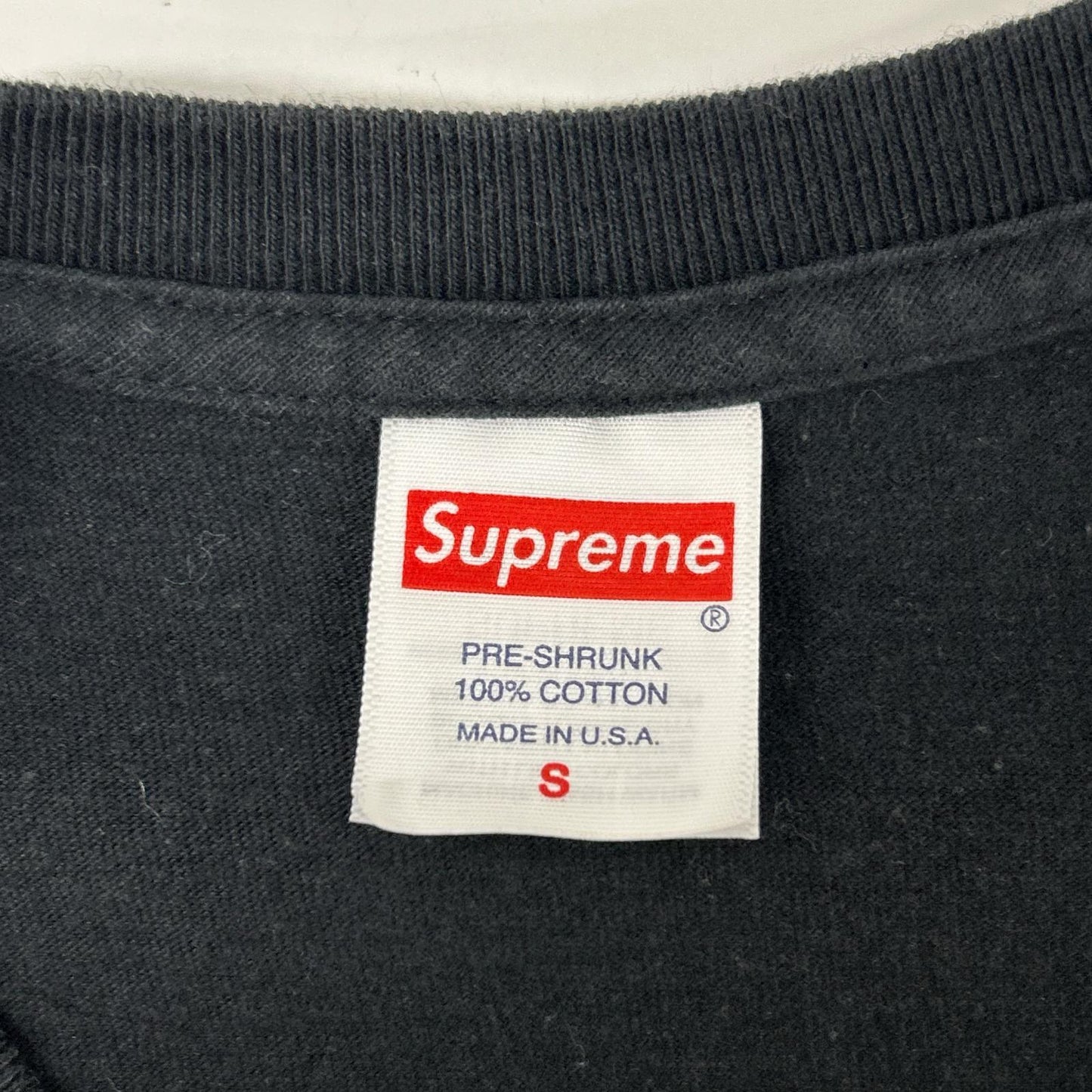Supreme シュプリーム 23SS ブラック Hardies bolt tee トップス