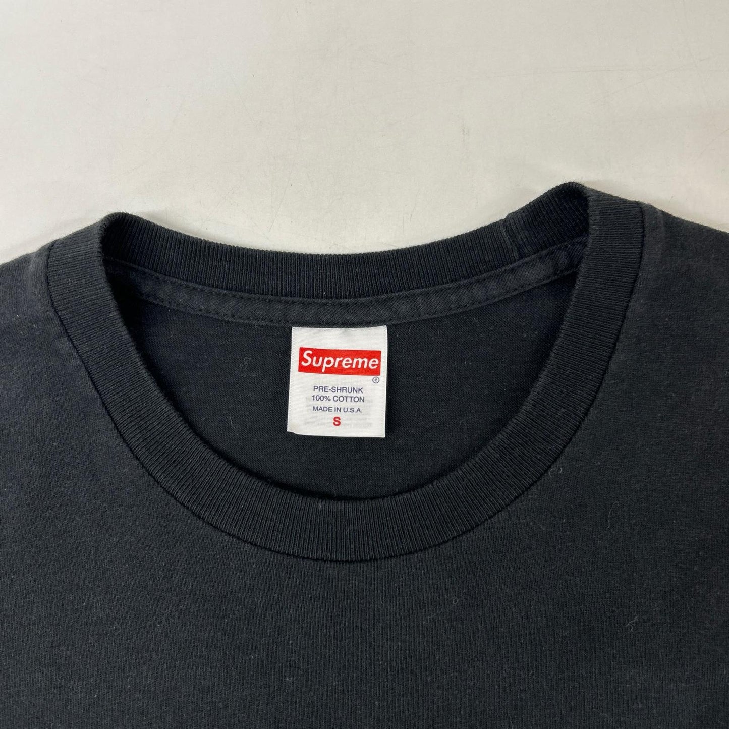 Supreme シュプリーム 23SS ブラック Hardies bolt tee トップス