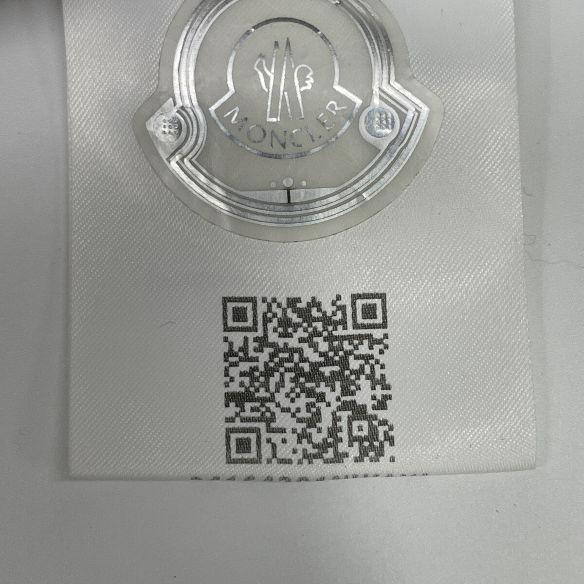 MONCLER 盟可睐 MAGLIA T恤 上衣