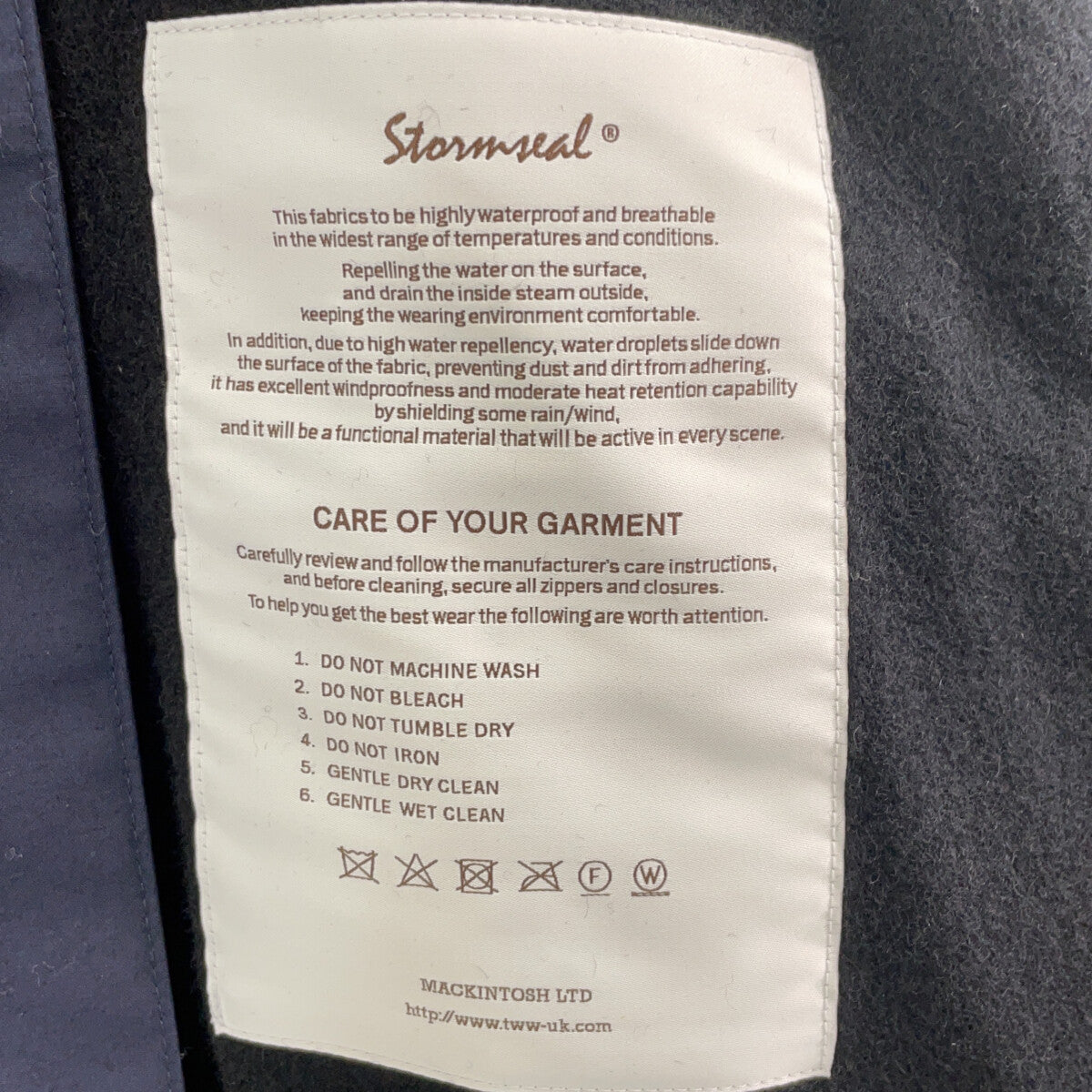 TRADITIONAL WEATHERWEAR 传统天气服饰 G242KGFCO0401SR 海军蓝 Stormseal Malton 带内胆外套 大衣
