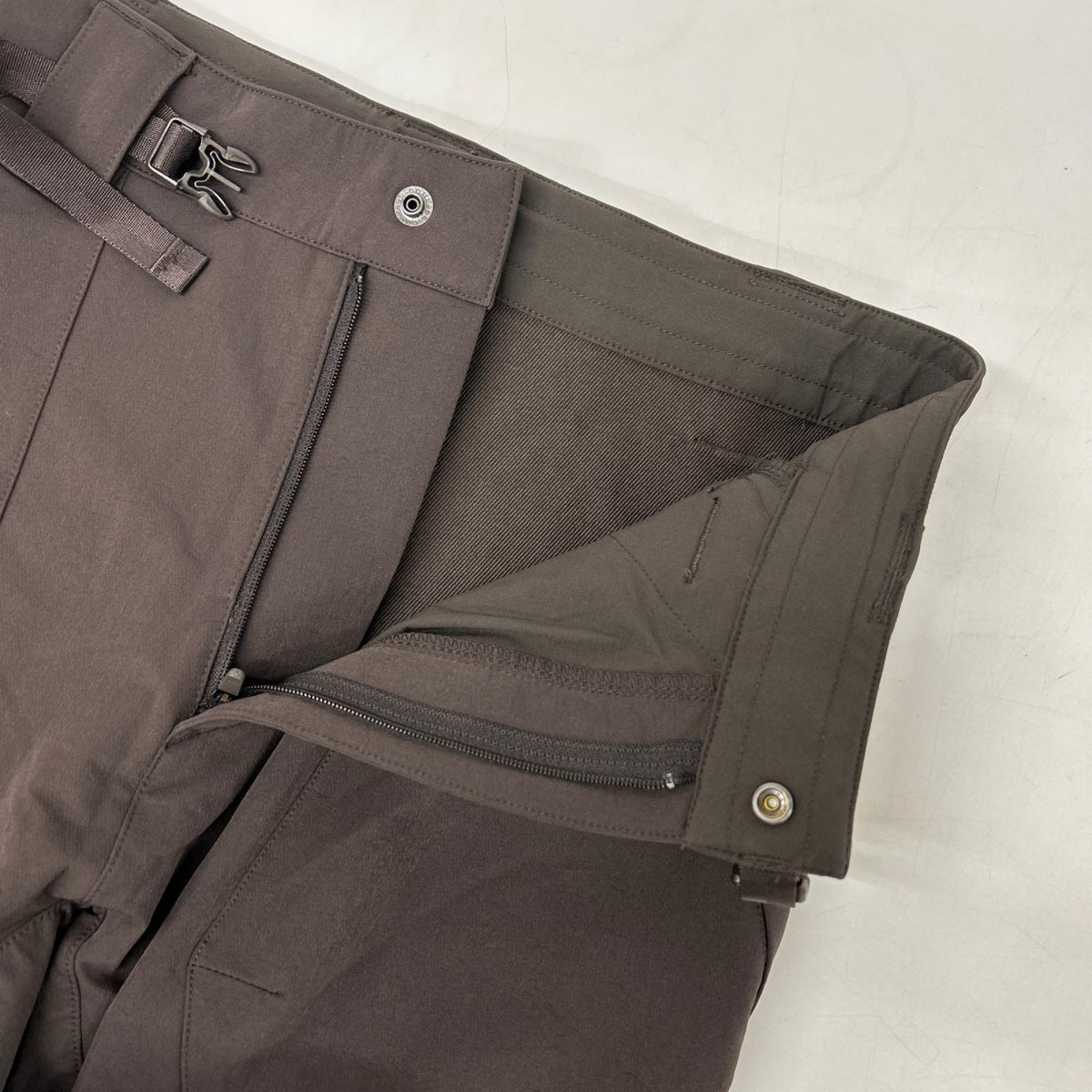 NIKE ナイキ ×CACT.US CORP ブラウン AS M NRG BH PAN ボトムス