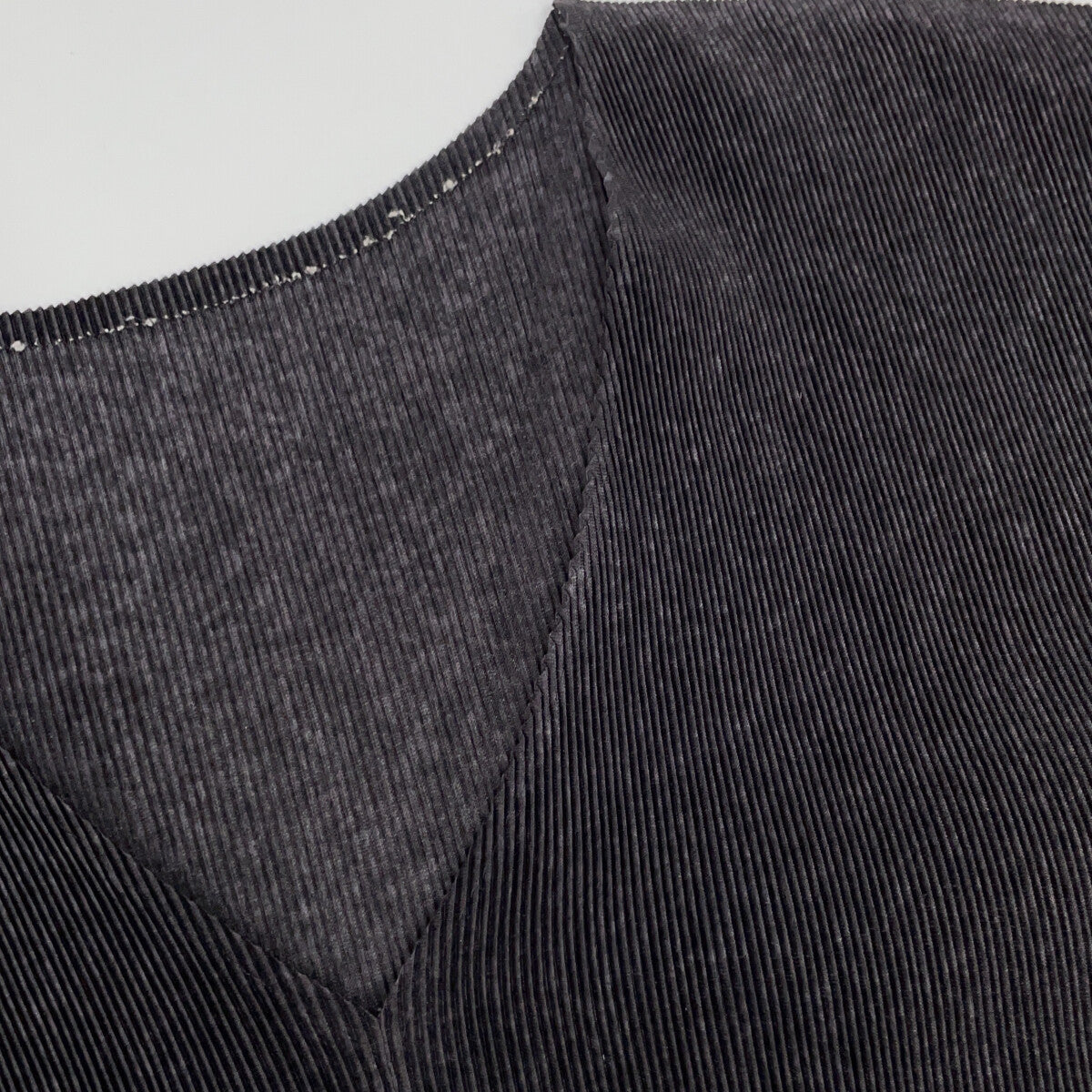 PLEATS PLEASE PP02-FK117 Black Pleated Short Sleeve Cut and Sew Top 3