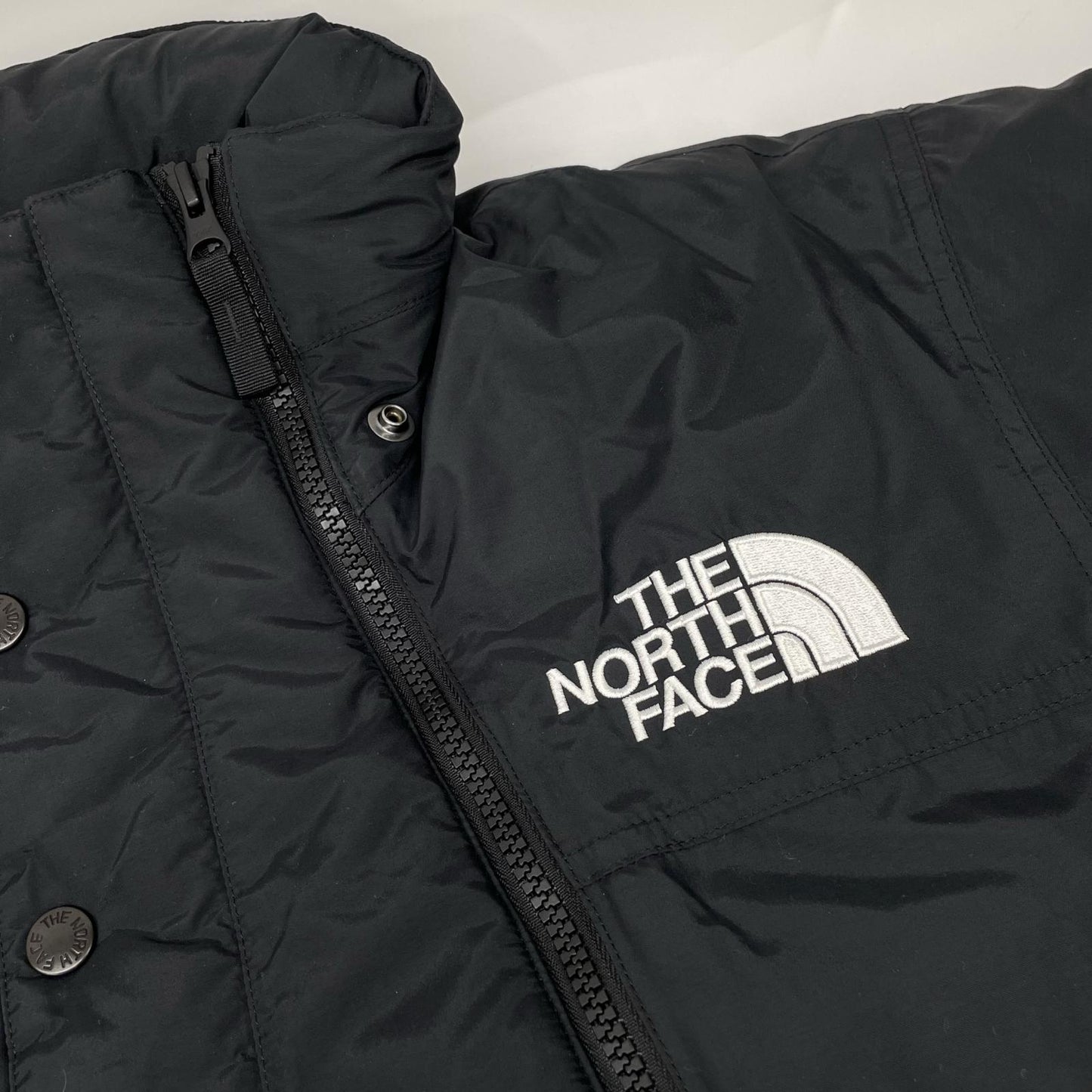 THE NORTH FACE 北面 NYM82310 黑色 CR 保暖 羽绒服 夹克 M