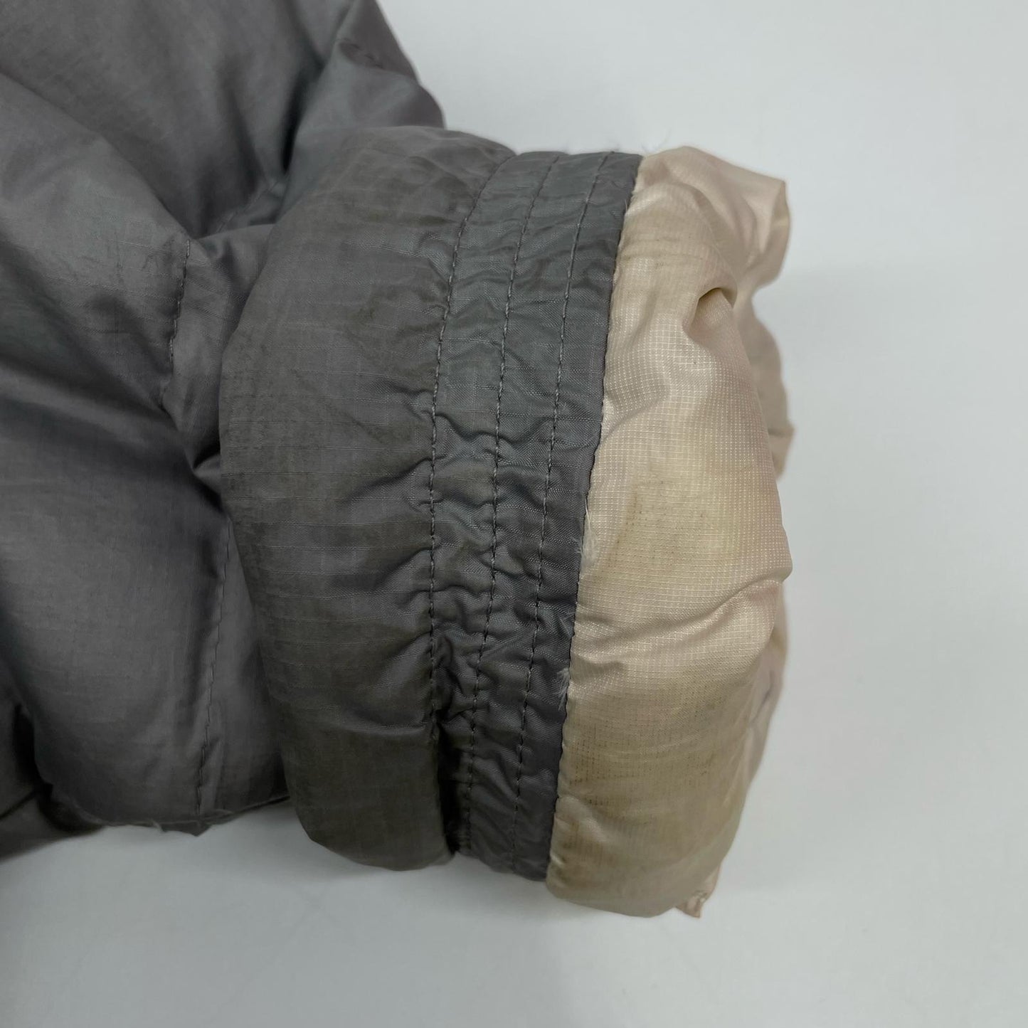 Patagonia パタゴニア グレー ハイロフトダウンフーディ ジャケット