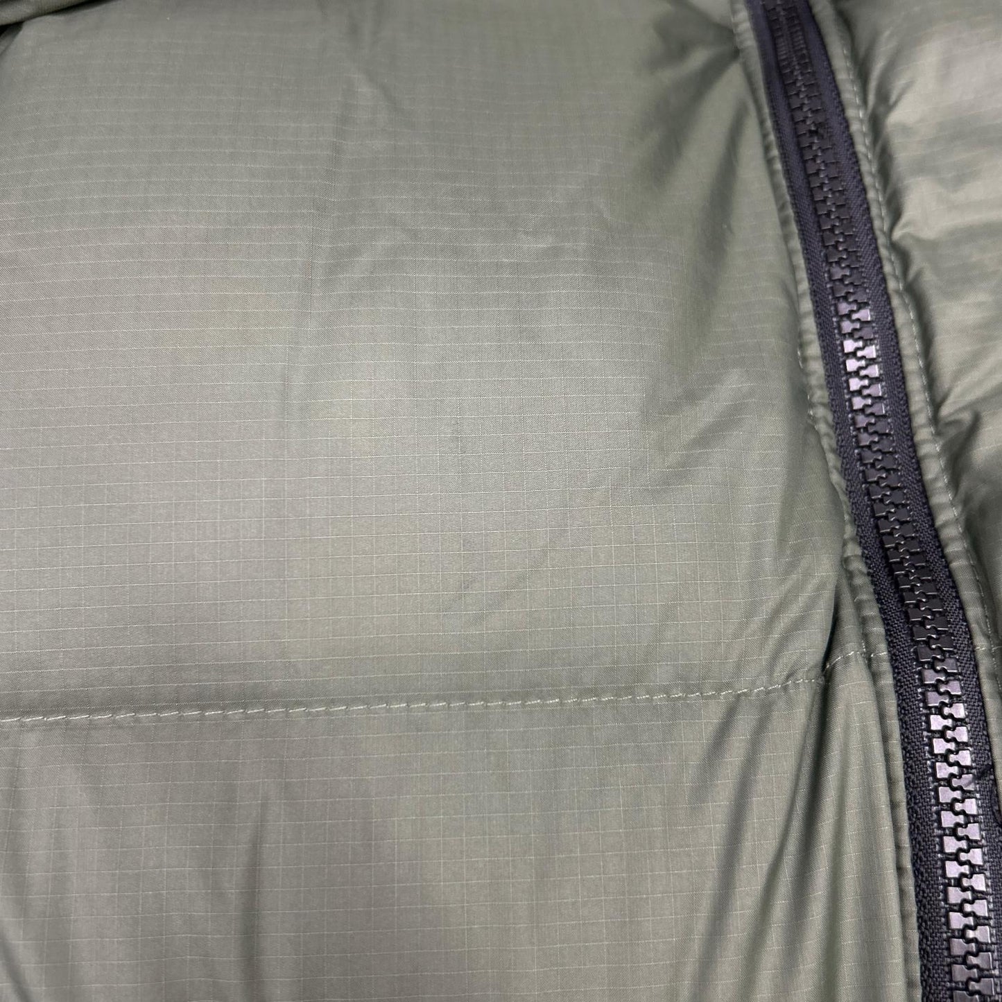 THE NORTH FACE ノースフェイス NF0A3C8D ｶｰｷ×ﾌﾞﾗｯｸ ﾇﾌﾟｼｼﾞｬｹｯﾄ ジャケット L