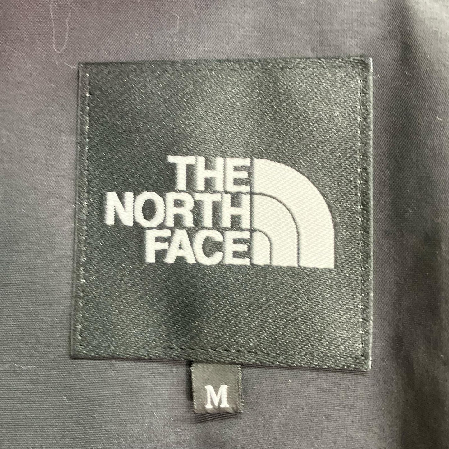 THE NORTH FACE NPW62550 Black Mountain Light Jacket