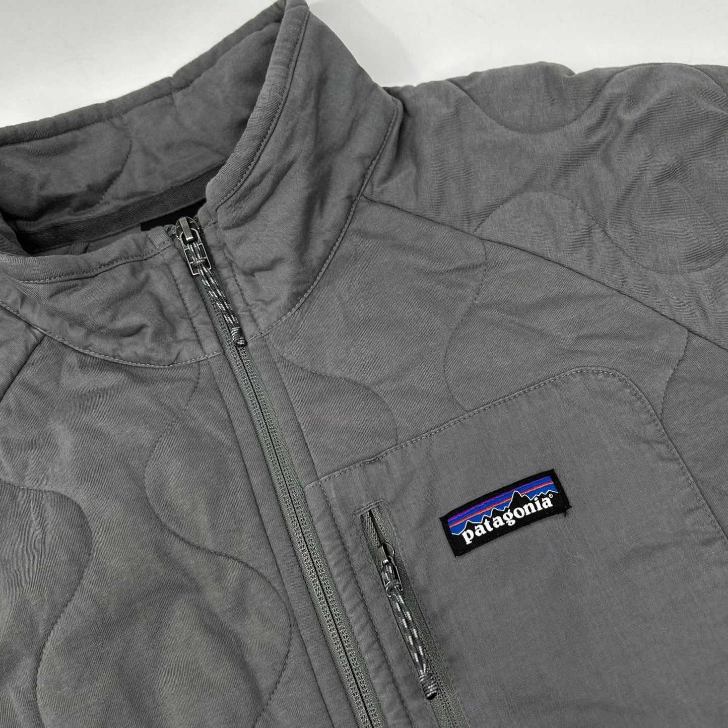 patagonia Patagonia 20270FA25 Gray Daily Quilted Jacket Jacket
