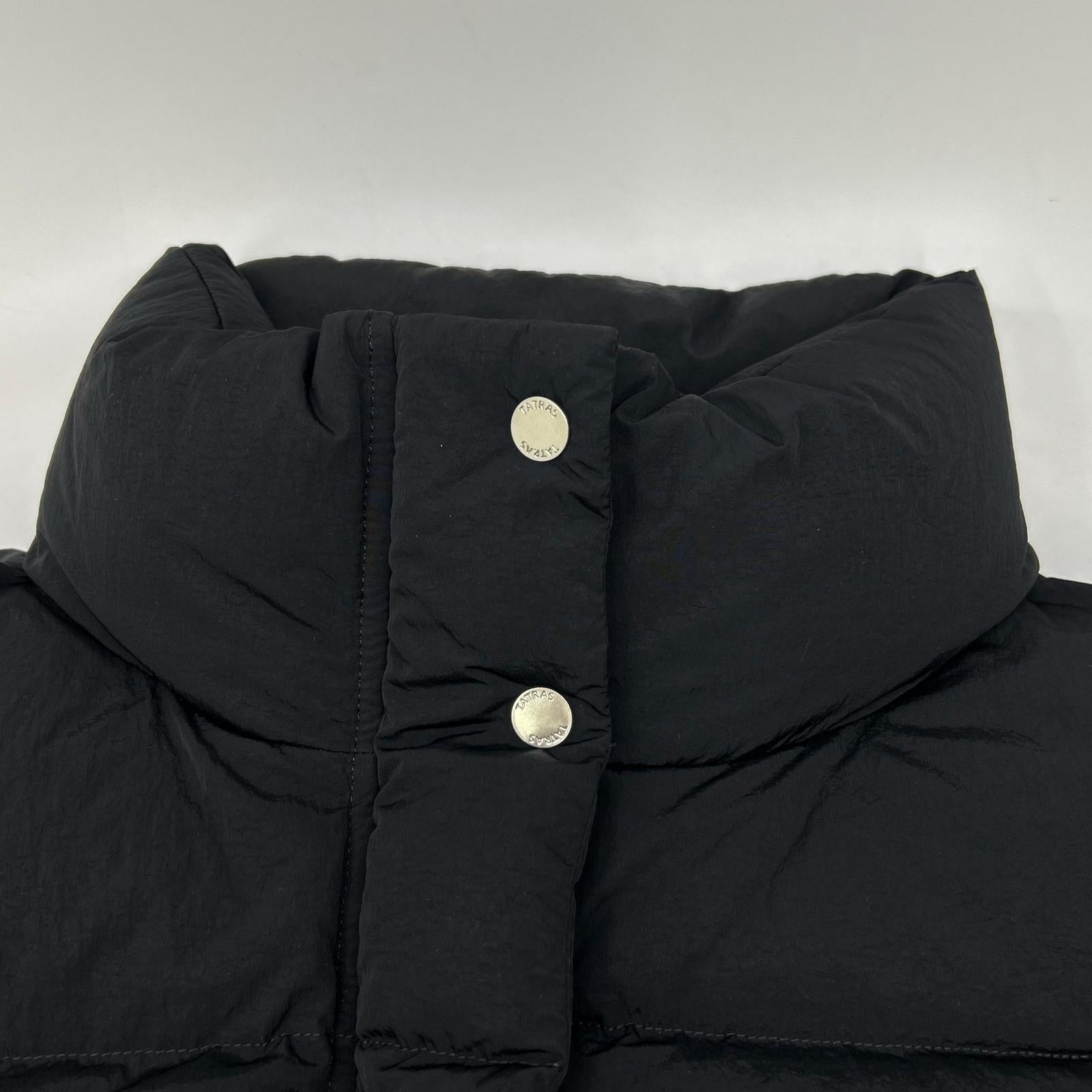 LTLA24A4290 Black Chaccle Stand Collar Short Down Vest Vest 02 Women's