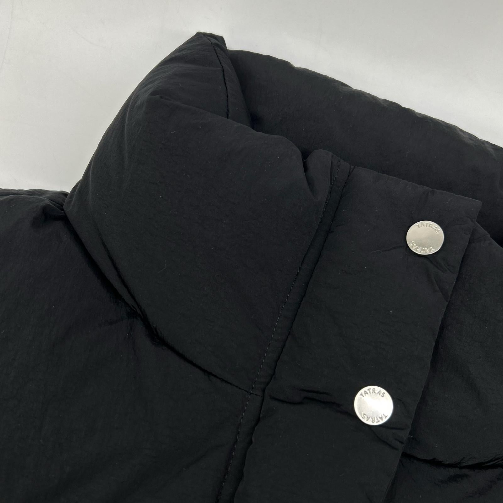 LTLA24A4290 Black Chaccle Stand Collar Short Down Vest Vest 02 Women's