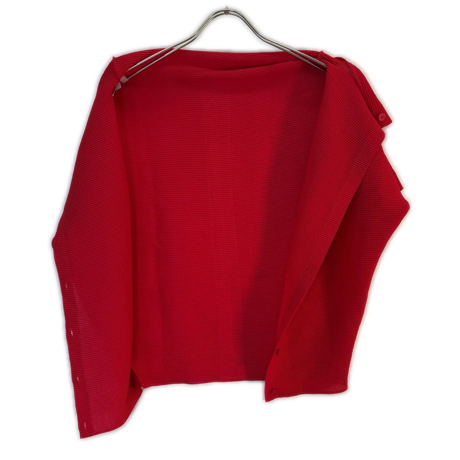 MeISSEYMIYAKE ミーイッセイミヤケ  MI53FO218 ﾚｯﾄﾞ ﾜｯﾌﾙﾌﾟﾘｰﾂｶｯﾄｿｰ 記載なし MI53FO218 ﾚｯﾄﾞ ﾜｯﾌﾙﾌﾟﾘｰﾂｶｯﾄｿｰ トップス 記載なし レディース – style