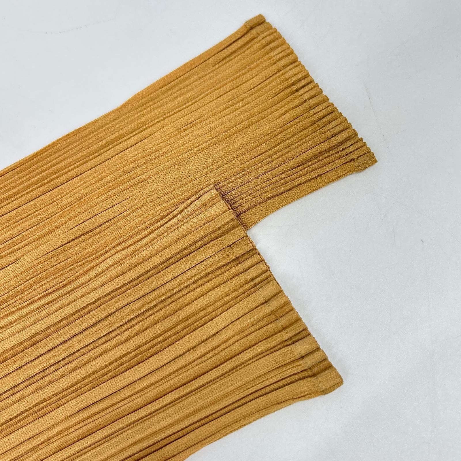 PLEATS PLEASE プリーツプリーズ  PP63-JK505 ｲｴﾛｰ ﾌﾟﾘｰﾂ ﾊｲﾈｯｸｶｯﾄｿｰ 4 PP63-JK505 ｲｴﾛｰ ﾌﾟﾘｰﾂ ﾊｲﾈｯｸｶｯﾄｿｰ トップス 4 レディース – style-eco