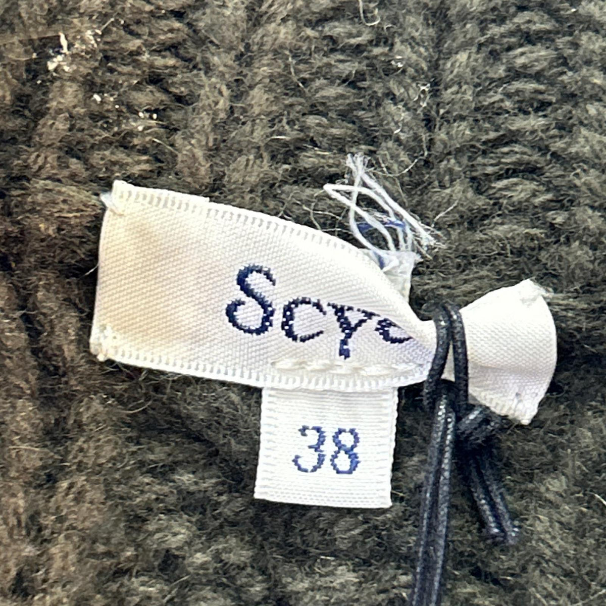 sai PARIS サイ 22年製 カーキ ウール×カシミア ケーブル タートルネックニット トップス