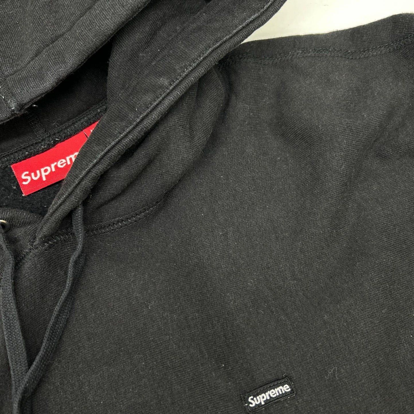 Supreme シュプリーム ブラック スモールボックスロゴパーカ トップス