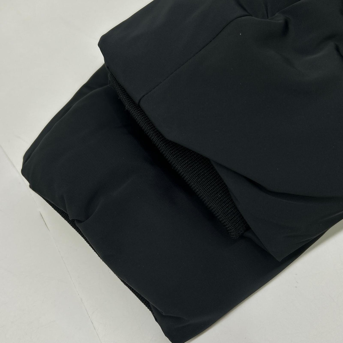 RDZ10A2407A0001 黑色 高性能面料 腰带连帽羽绒服 大衣 F 女士