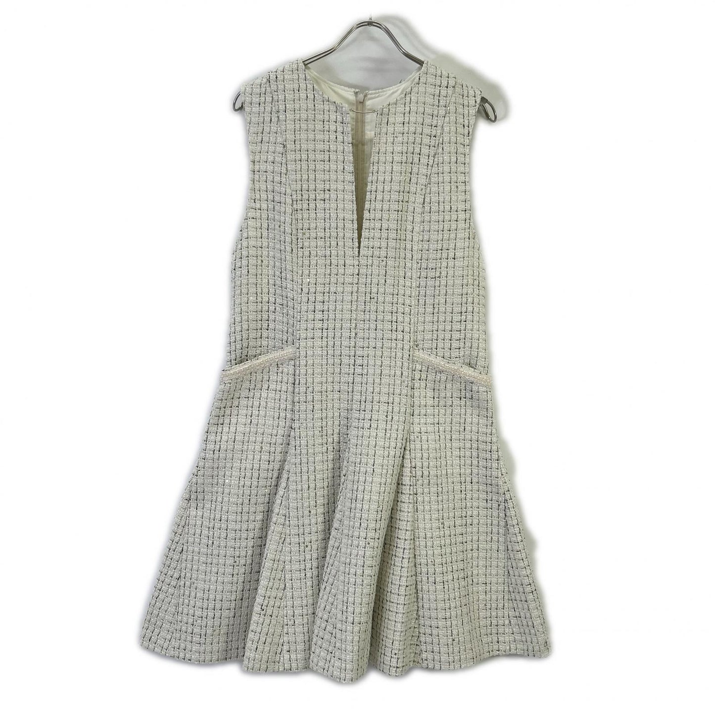 2024 White Tweed Sleeveless Dress