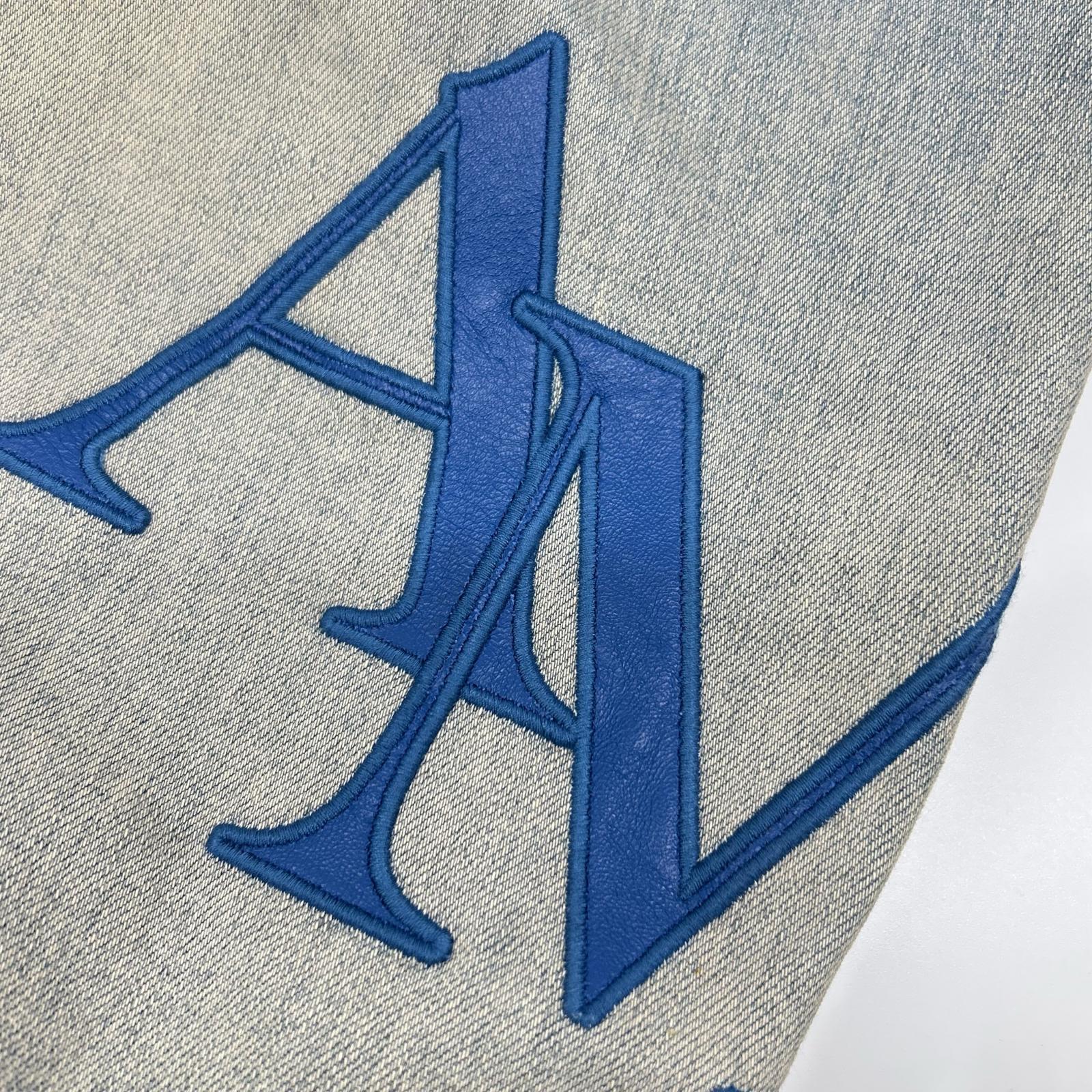 AMIRI 阿米里 AMDNSY1114 26SS 蓝色 皮革徽标贴片 牛仔裤 下装