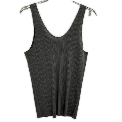 ISSEY MIYAKE イッセイミヤケ IM13-JK552 カーキ プリーツ ノースリーブカットソー トップス