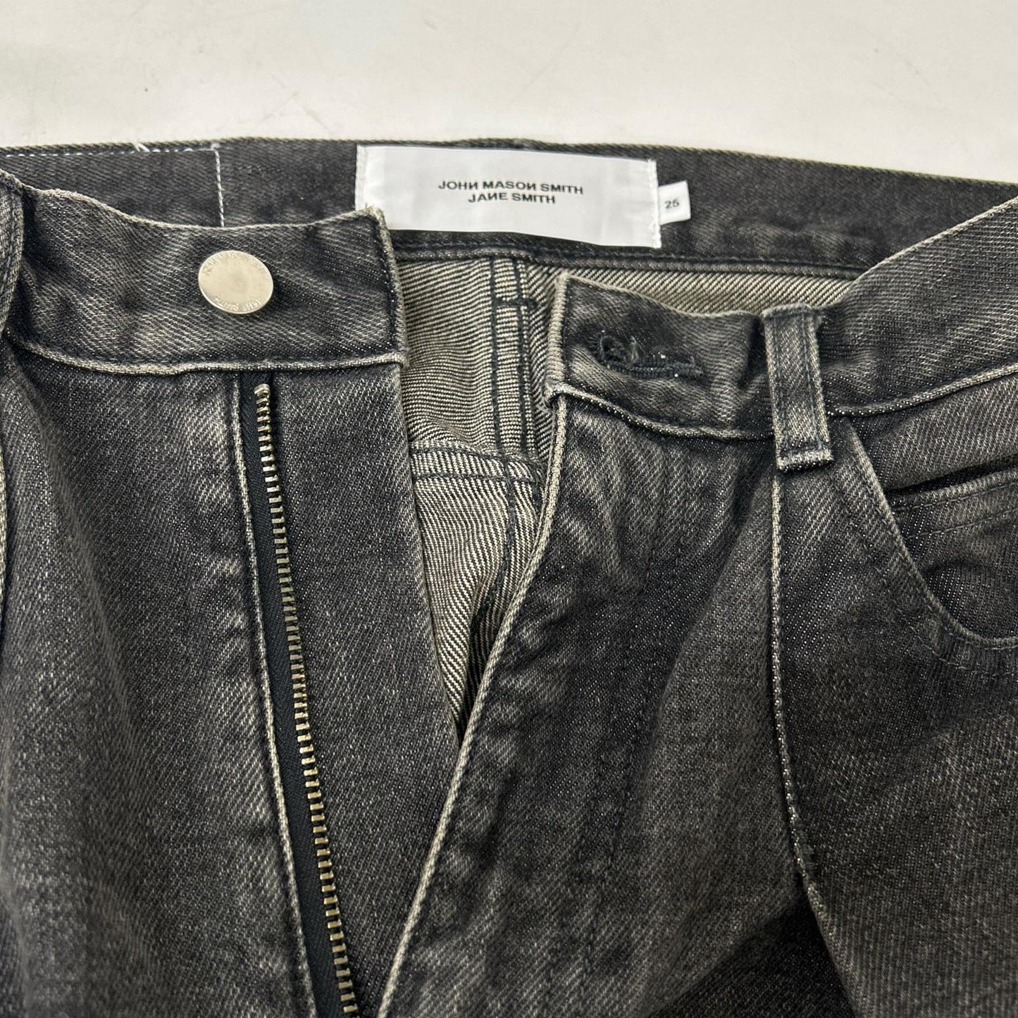 JOHN MASON SMITH ジョンメイソンスミス チャコール 14.5oz DENIM IN TUCK COMFORT TAPERED PANTS ボトムス