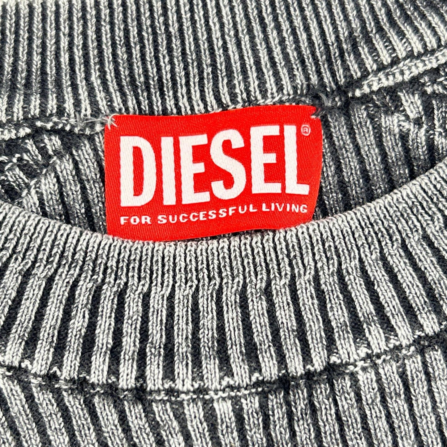 DIESEL 迪赛 灰色 破洞 K-MARTIN 罗纹针织上衣