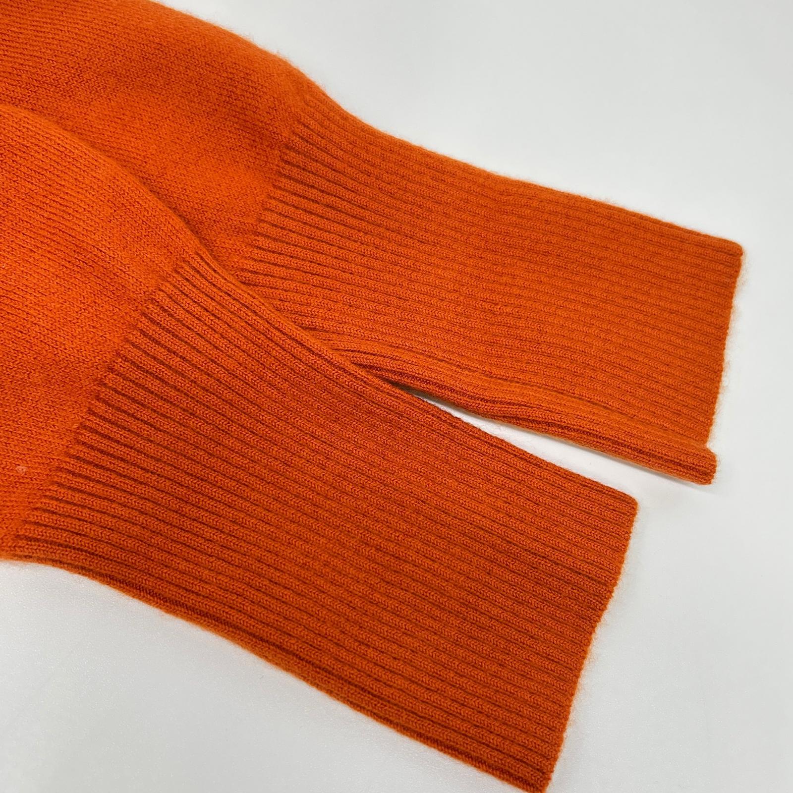 Loro Piana ロロピアーナ MAA4530 オレンジ Vネック長袖 95カシミヤ ニットカットソー トップス