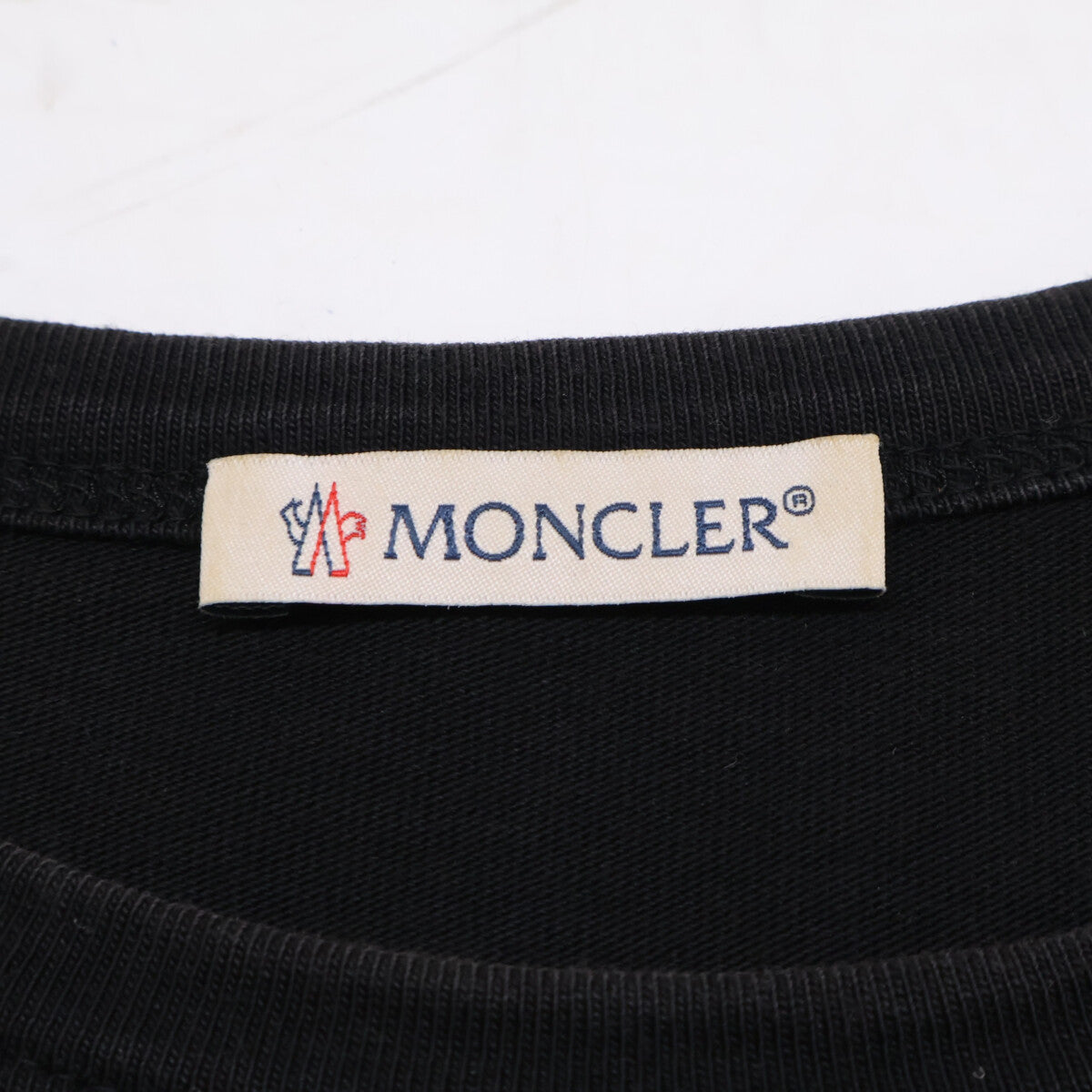 MONCLER モンクレール F10918C73710 MAGLIA T-SHIRT Screen Print Lettering プリント 半袖Tシャツ トップス