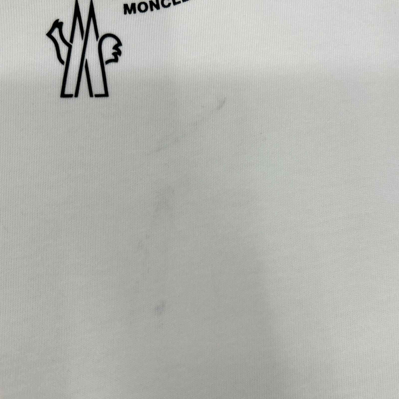 MONCLER 盟可睐 Grenoble 24年 白色 领口徽标 短袖T恤 上衣