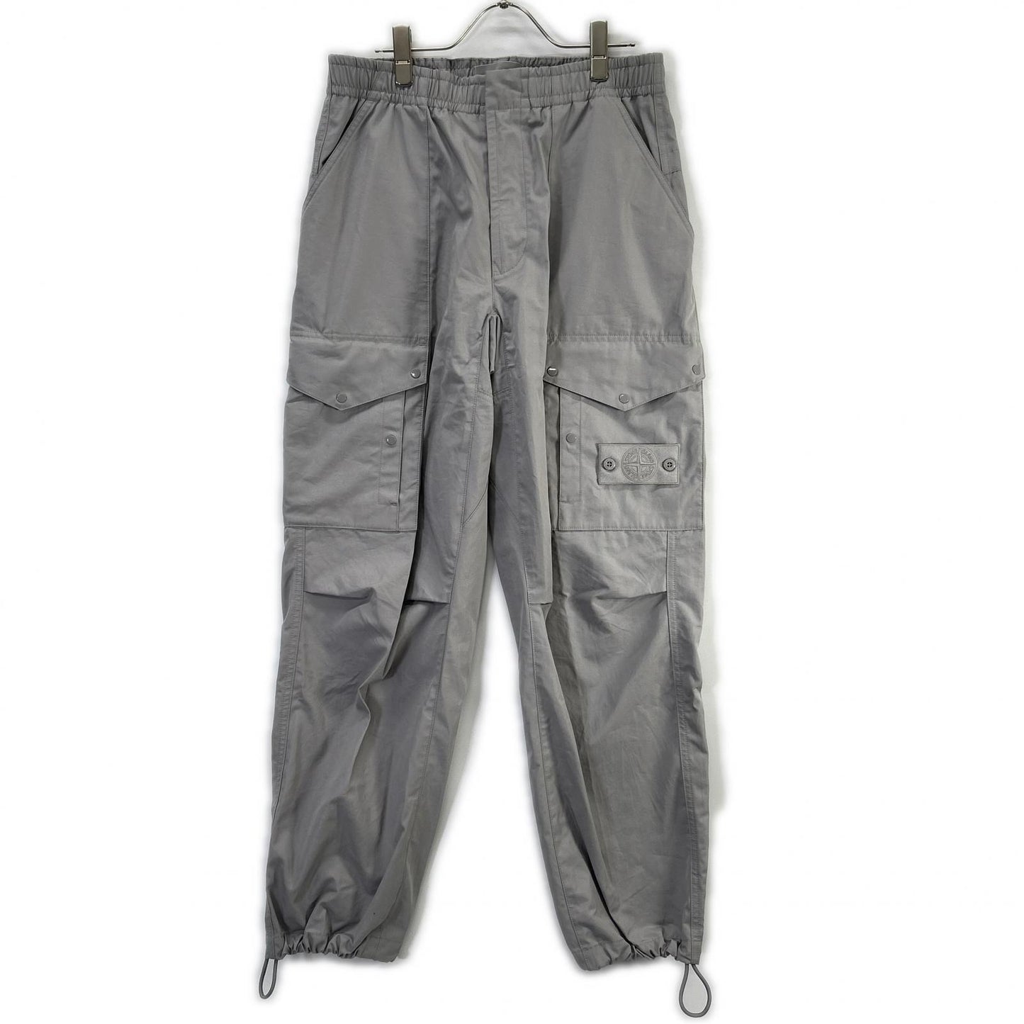 STONE ISLAND ストーンアイランド 25年 ゴースト グレー L1S153100017　ALL-WEATHER COTTON CANVAS カーゴパンツ ボトムス