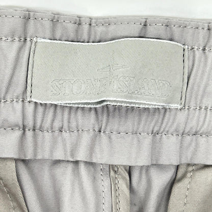 STONE ISLAND ストーンアイランド 25年 ゴースト グレー L1S153100017　ALL-WEATHER COTTON CANVAS カーゴパンツ ボトムス