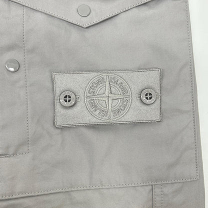 STONE ISLAND ストーンアイランド 25年 ゴースト グレー L1S153100017　ALL-WEATHER COTTON CANVAS カーゴパンツ ボトムス