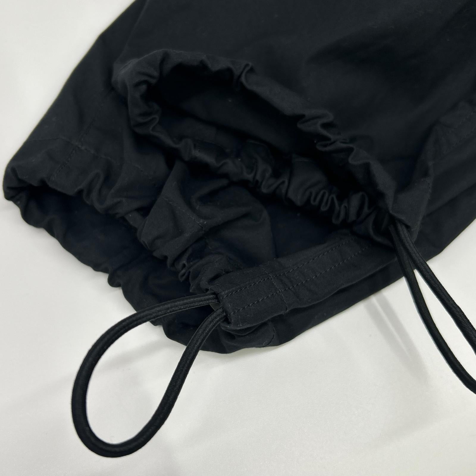 STONE ISLAND ストーンアイランド 25年 ゴースト ブラック L1S153100017 ALL-WEATHER COTTON CANVAS カーゴパンツ ボトムス