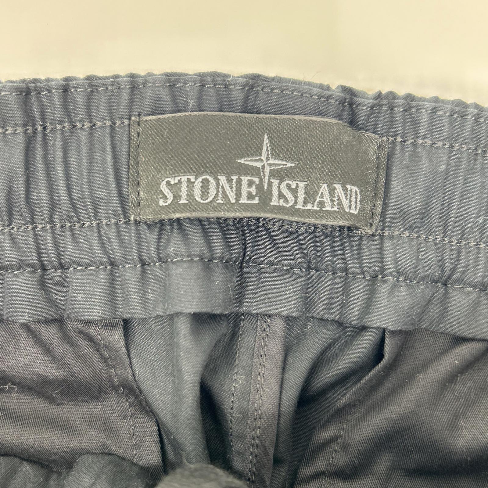 STONE ISLAND ストーンアイランド 25年 ゴースト ブラック L1S153100017 ALL-WEATHER COTTON CANVAS カーゴパンツ ボトムス