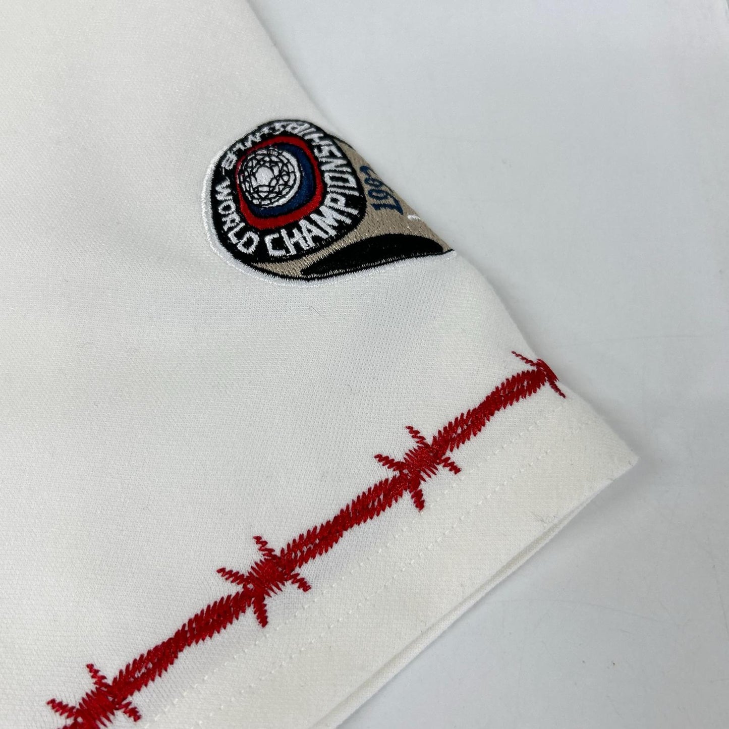 LFYT エルエフワイティー ×LOSO LE220201 ホワイト×レッド ベースボールシャツ トップス
